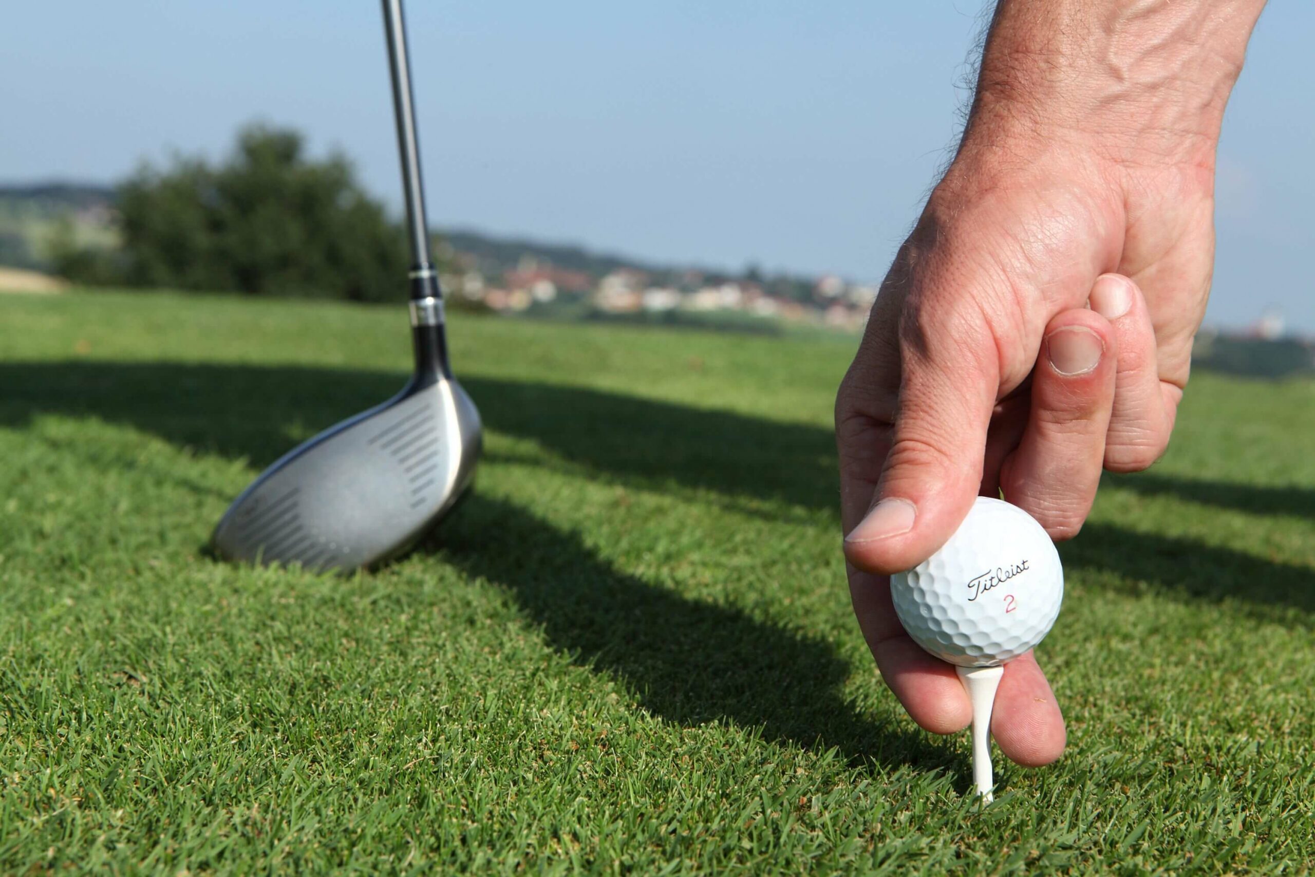 Golfball am Golfplatz Bad Griesbach