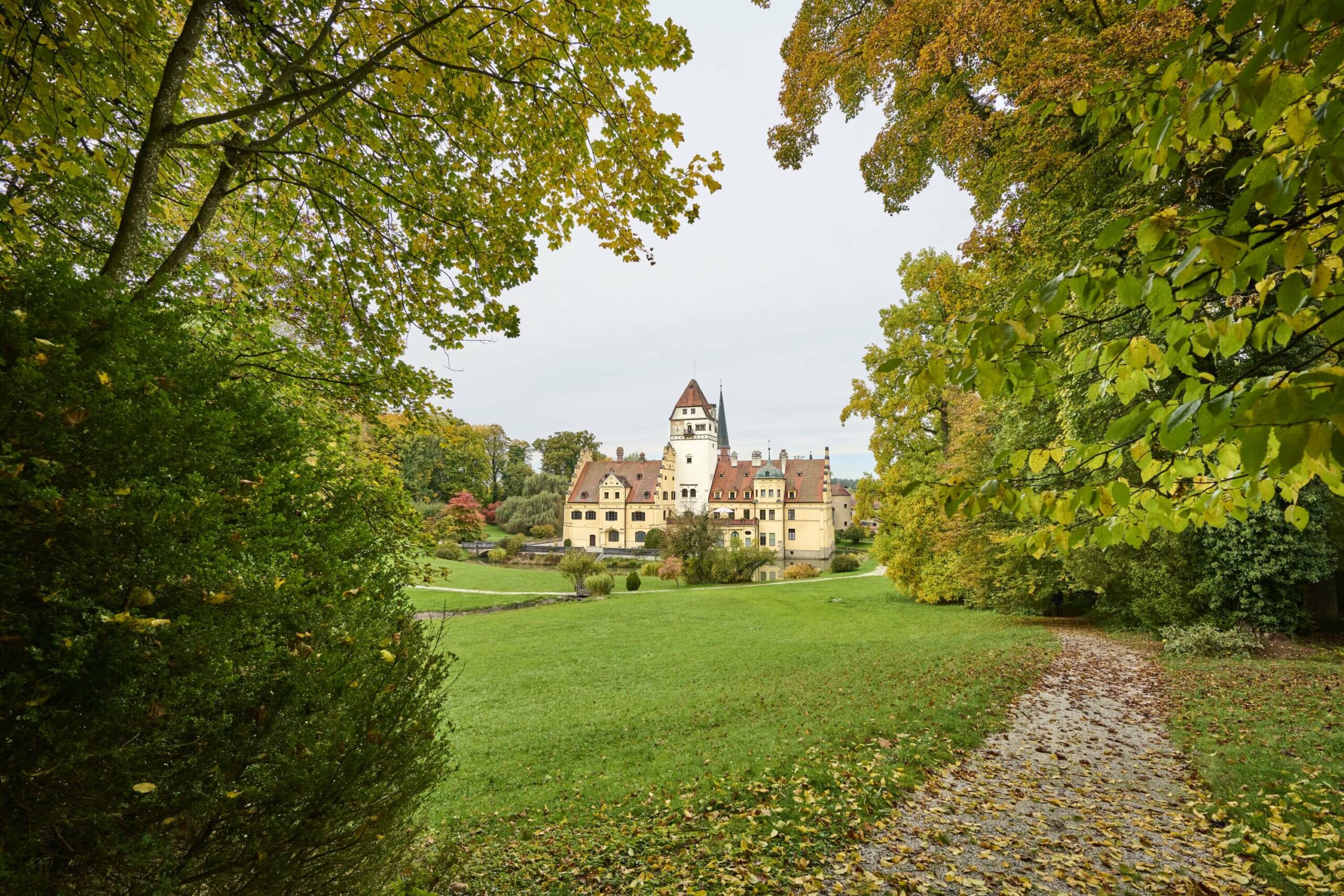 Weg zu einem Schloss